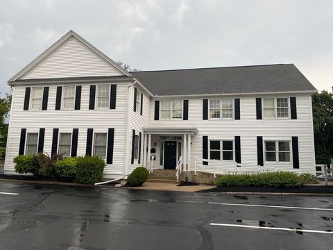 27 South St 2 Northborough MA 01532