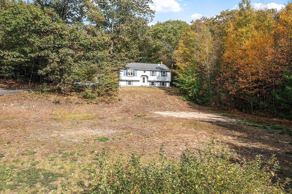 28 Old County Rd