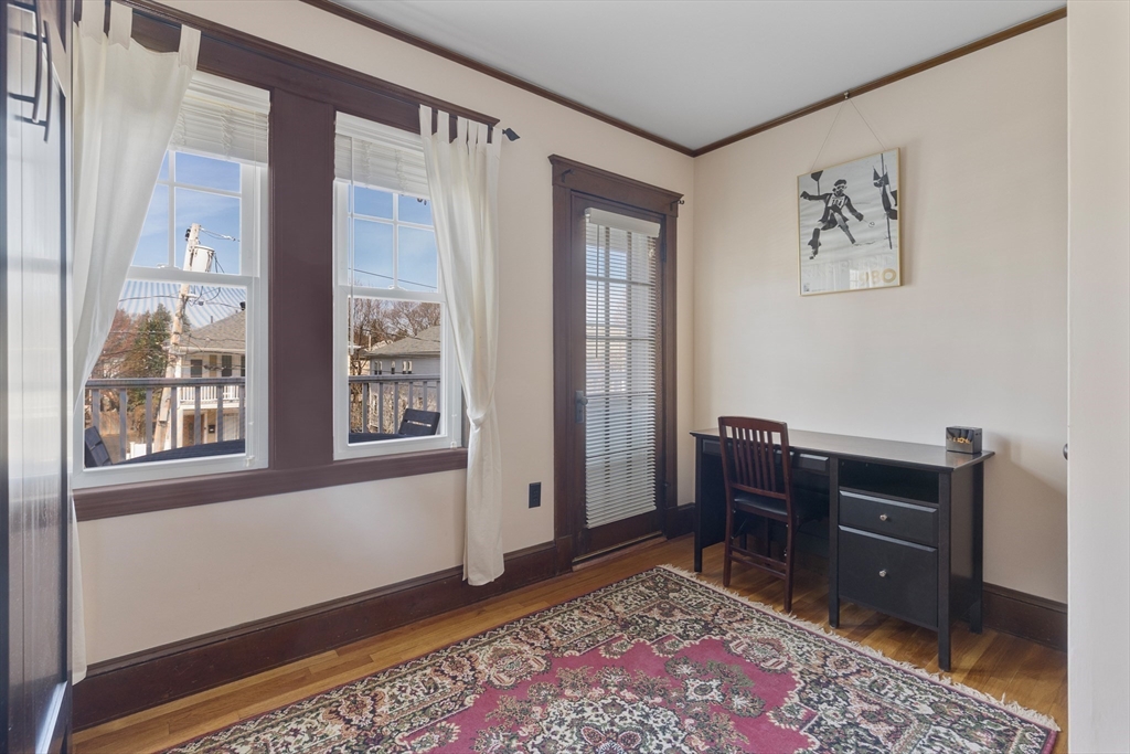 Boston, Massachusetts 02131, United States, 5 Bedrooms Bedrooms, ,2 BathroomsBathrooms,Residential,Pending,111013