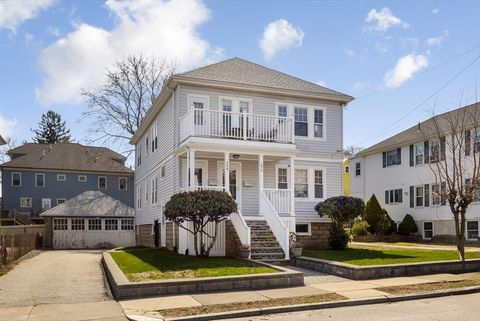 268-270 Roslindale Ave Boston MA 02131