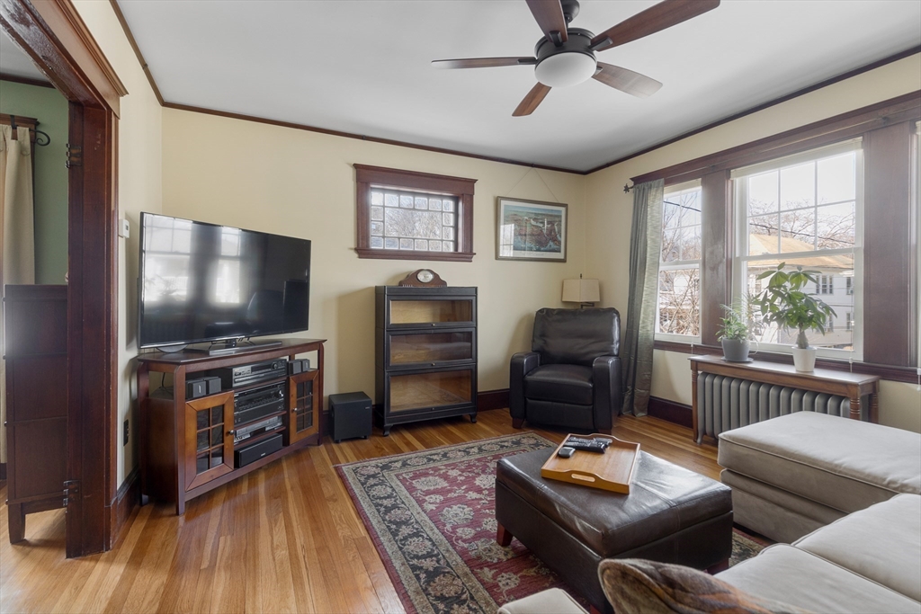 268-270 Roslindale Ave