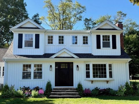 Photo of 101 Jean Dr, Seekonk, MA 02771 (MLS # 73522901)