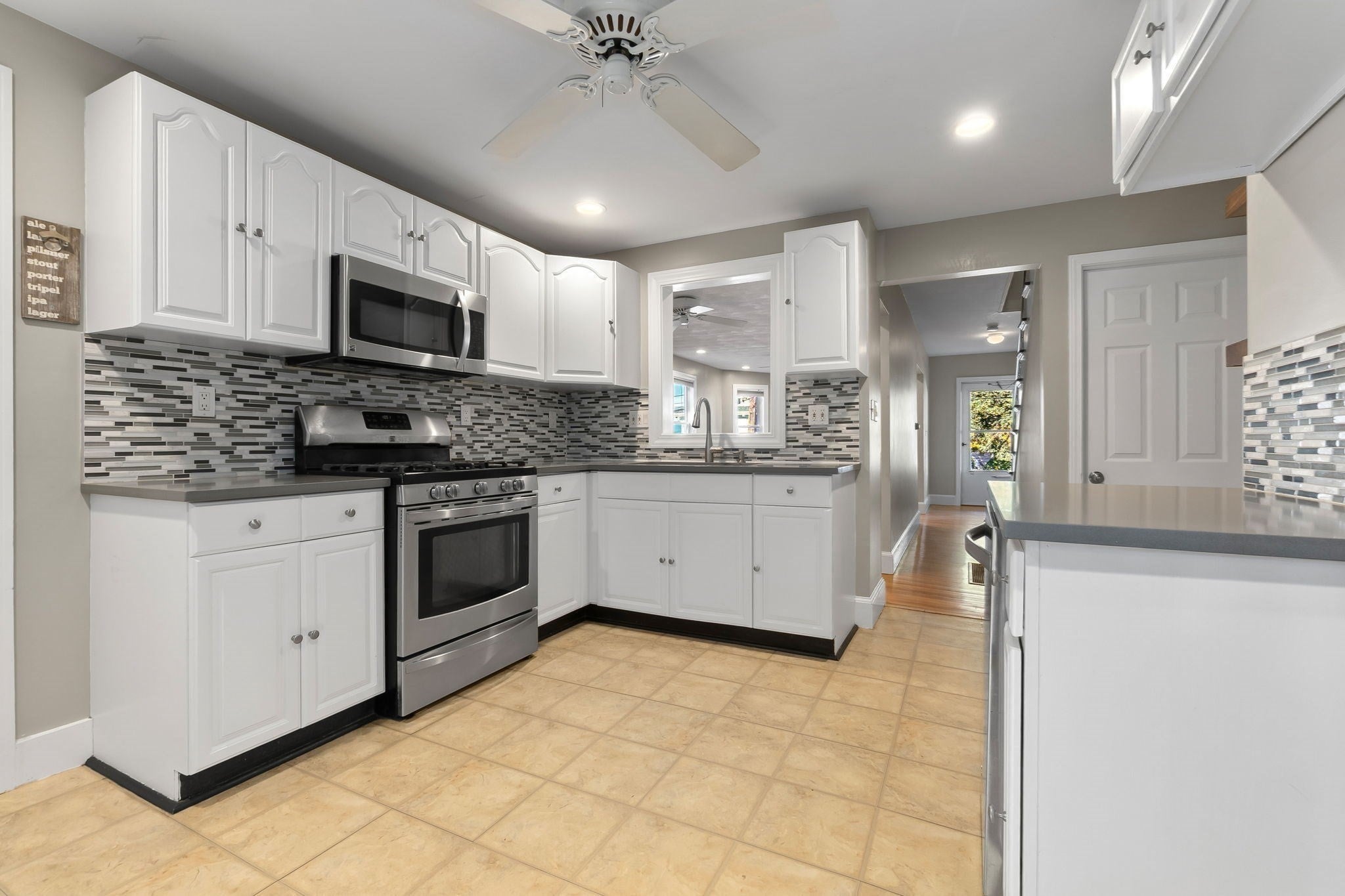 17-1/2 Pierce Ave 17-1/2, Beverly, MA, 17-1/2 Pierce Ave 17-1/2, Beverly, MA Photo #8
