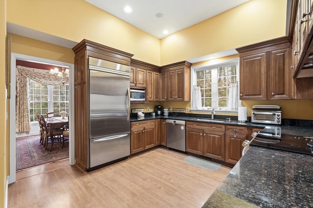 113 Greenwich Plains Rd