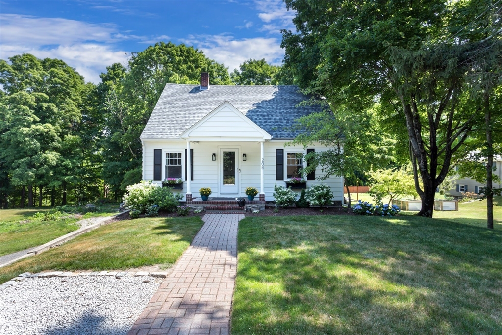 208 S Main St