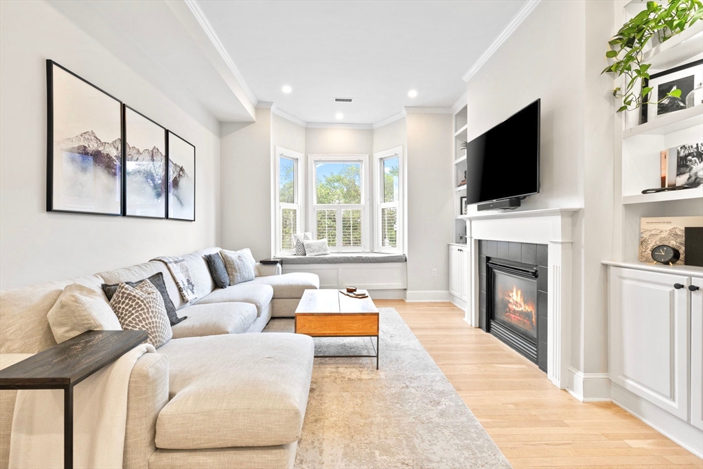 356 Bunker Hill Street 2