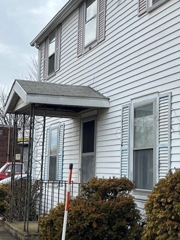 24 Lowell Street