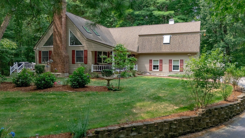 317 Bay Rd