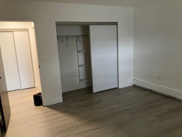 1000 Lexington St 44
