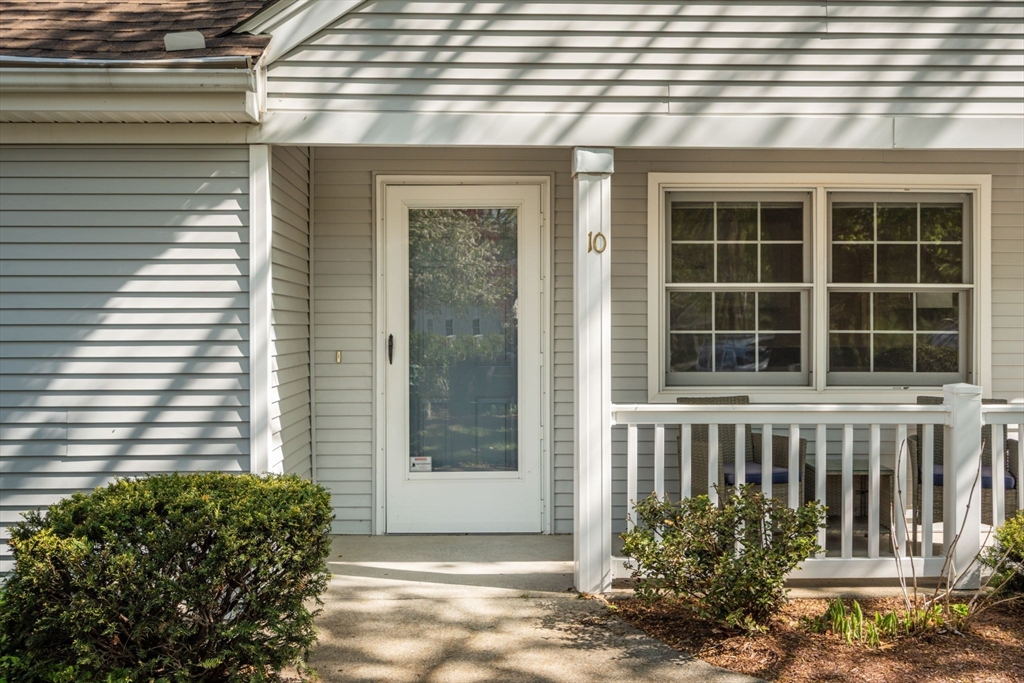 10 Cabot Drive 51