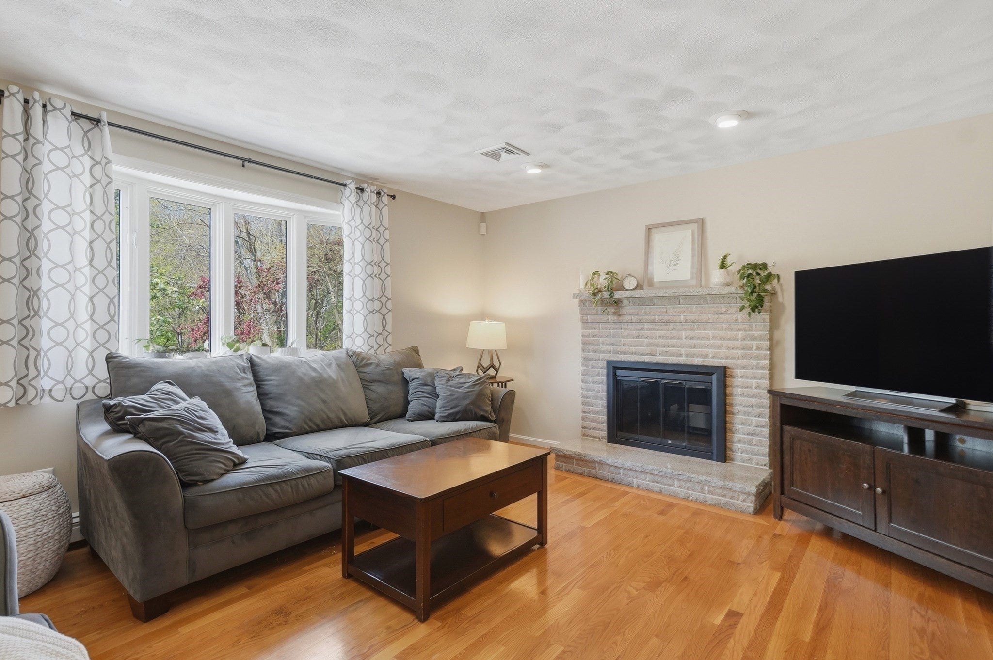 5 Candice Court #1, Woburn, MA Photo #14