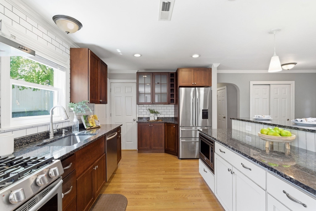 45 Adanac Rd, Milton, MA Photo #9