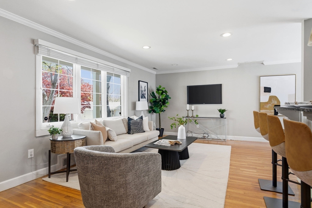 45 Adanac Rd