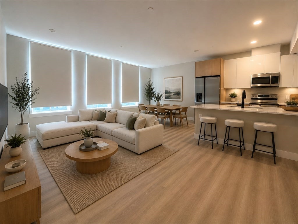 211 Green St #302, Boston, MA Photo #1