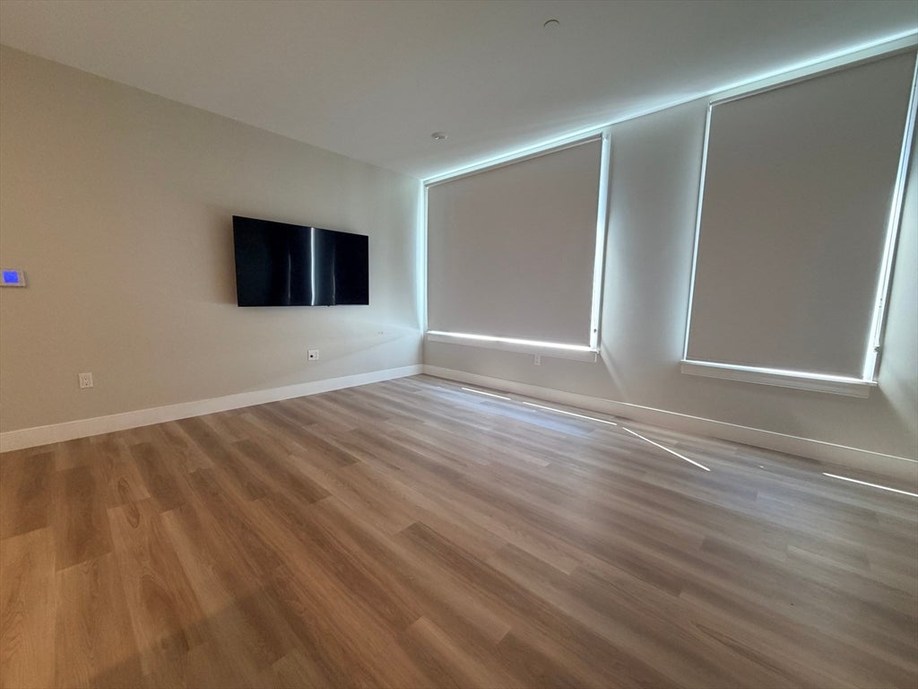 211 Green St #302, Boston, MA Photo #4