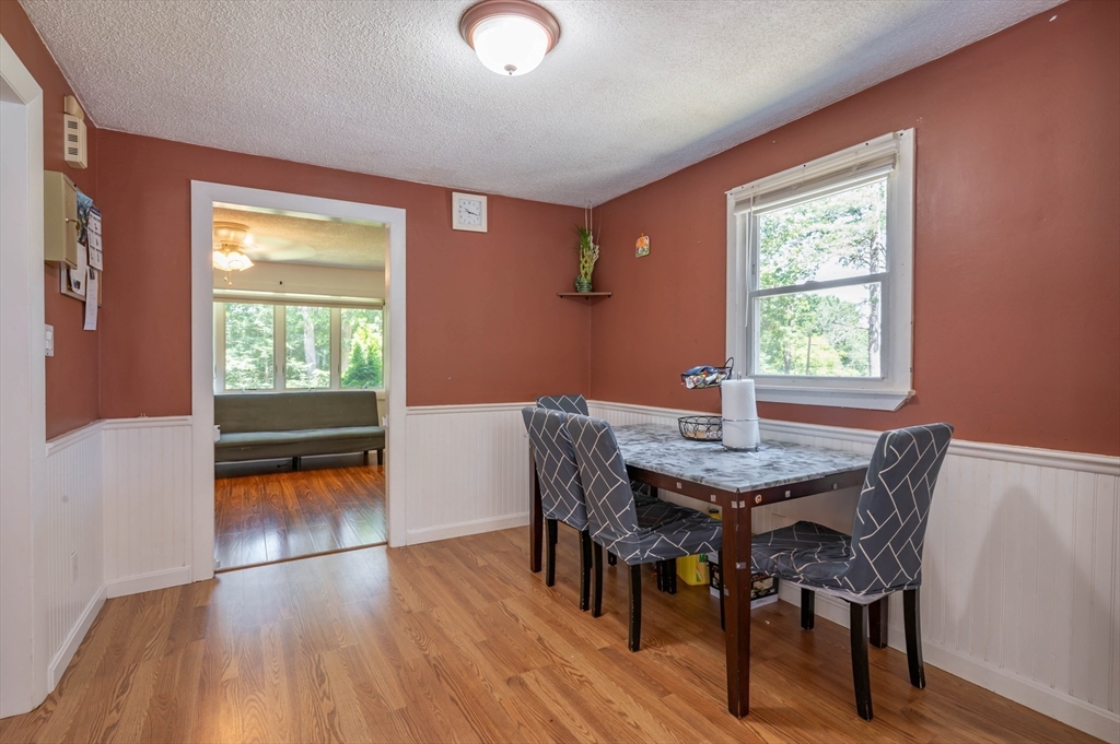 43 Frost Rd