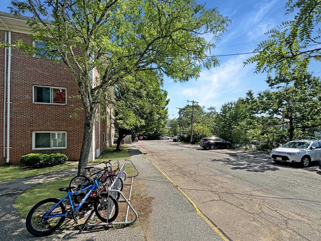 150 2nd St 310