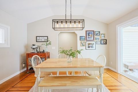 58 Douglas Dr Bellingham MA 02019