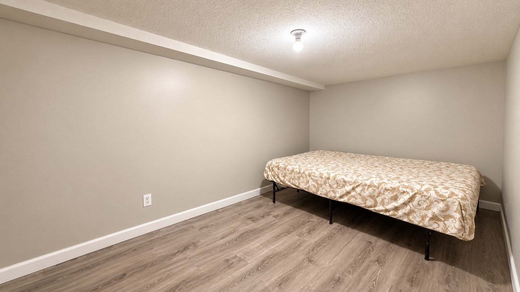 102 Casino Ave, Chicopee, MA, 102 Casino Ave, Chicopee, MA Photo #13