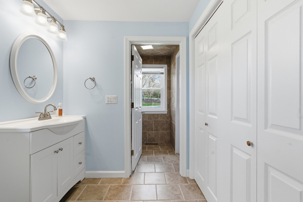 11 Harbor Hill Drive #11, Bourne, MA Photo #12