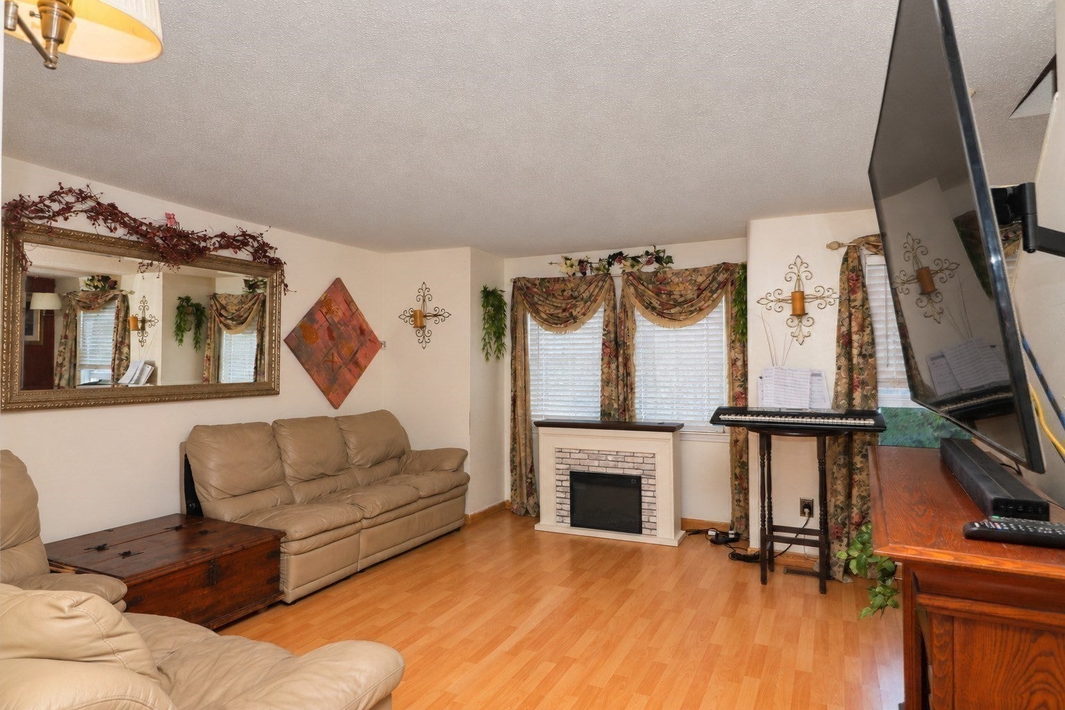 20 Angle St #10, Lowell, MA, 20 Angle St #10, Lowell, MA Photo #7