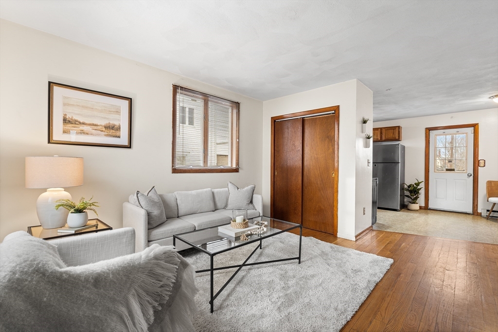 21 Hillside Avenue 21