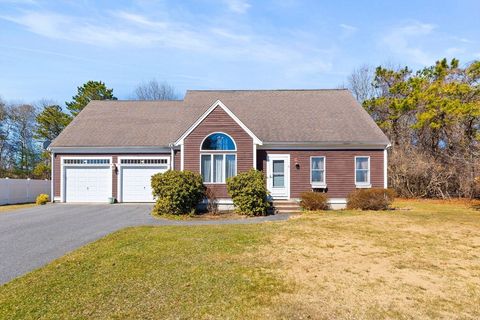 5 Bailey Dr Falmouth MA 02536