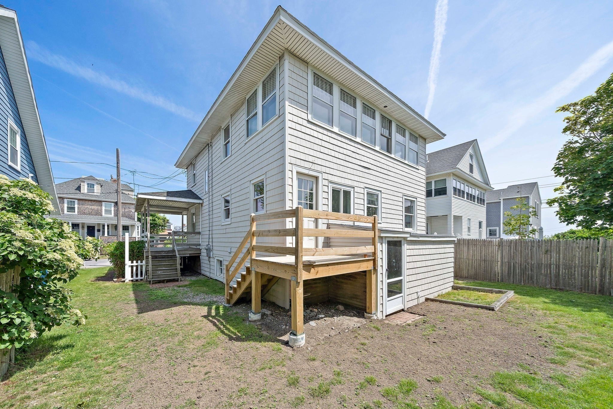 44 P St