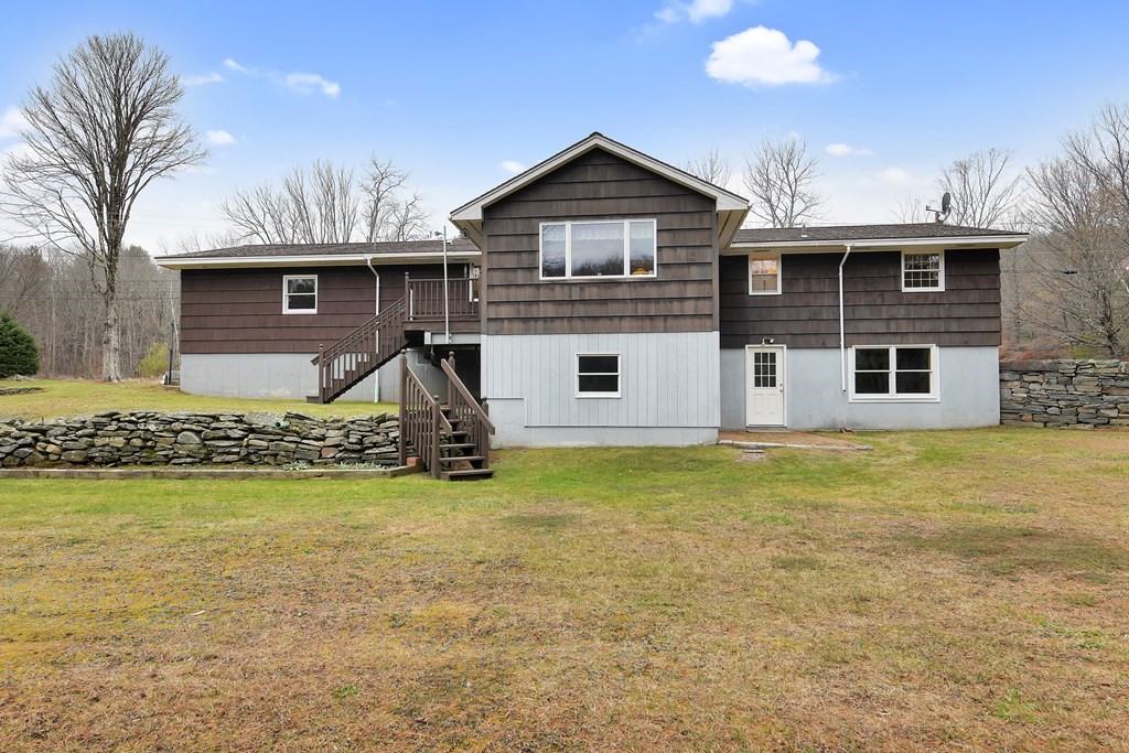 100 Town Hill Rd