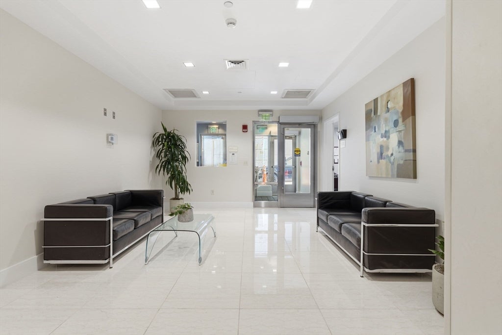 80 Broad St #1009, Boston, MA Photo #25