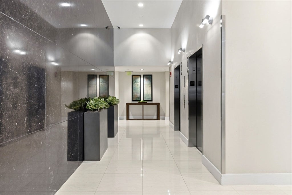 80 Broad St #1009, Boston, MA Photo #24