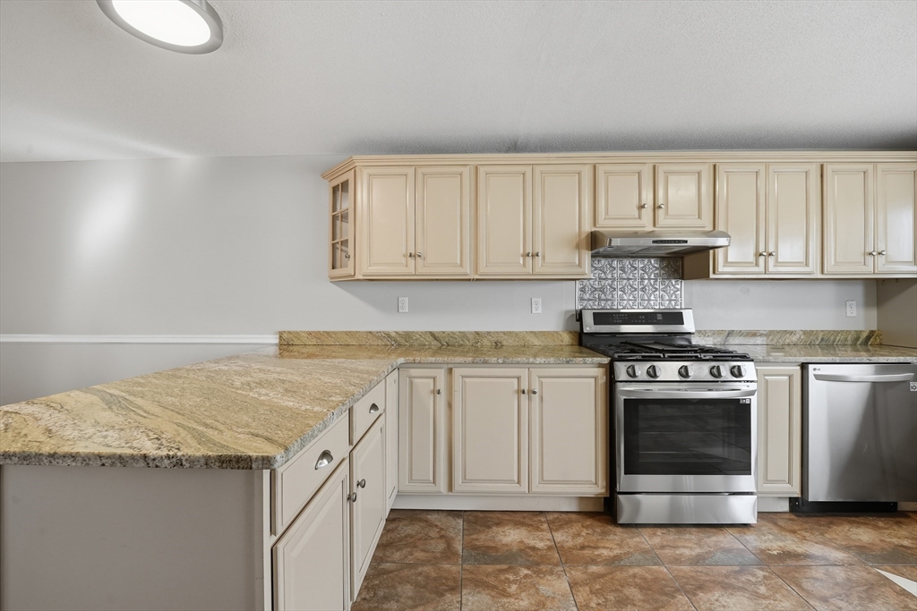 55 Pleasant Street 4