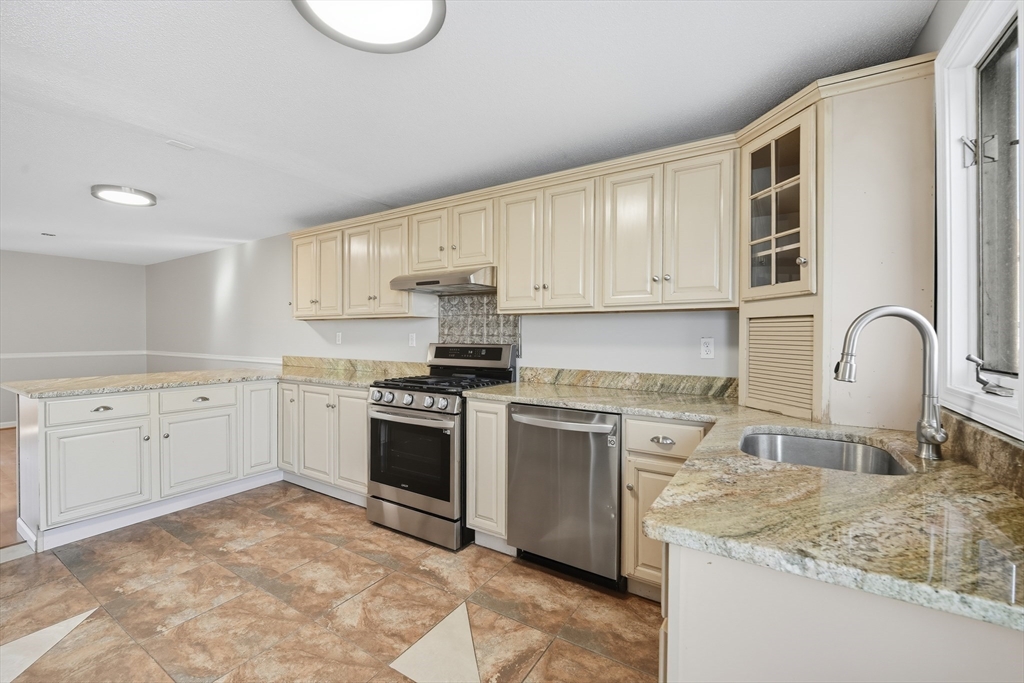 55 Pleasant Street 4