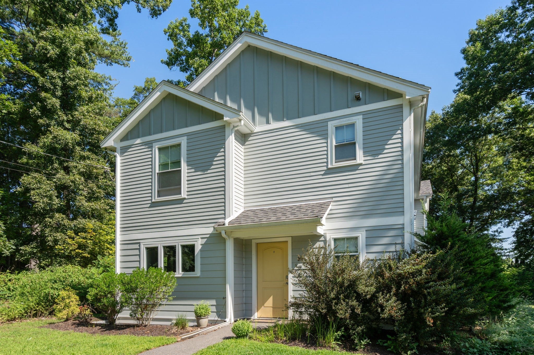 299-301 Bacon St