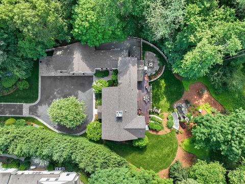 4 Prescott Ln Weston MA 02493