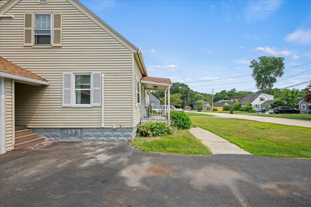 6 Oakwood Ave, Auburn, MA, 6 Oakwood Ave, Auburn, MA Photo #5
