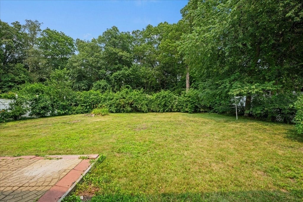 6 Oakwood Ave, Auburn, MA, 6 Oakwood Ave, Auburn, MA Photo #36