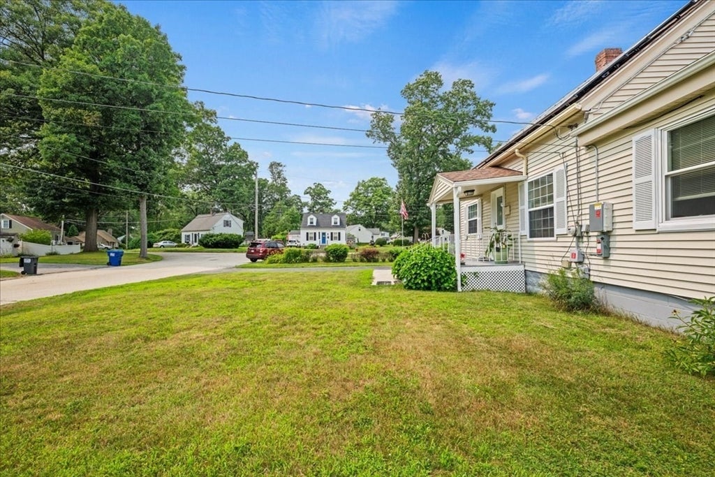 6 Oakwood Ave, Auburn, MA, 6 Oakwood Ave, Auburn, MA Photo #4