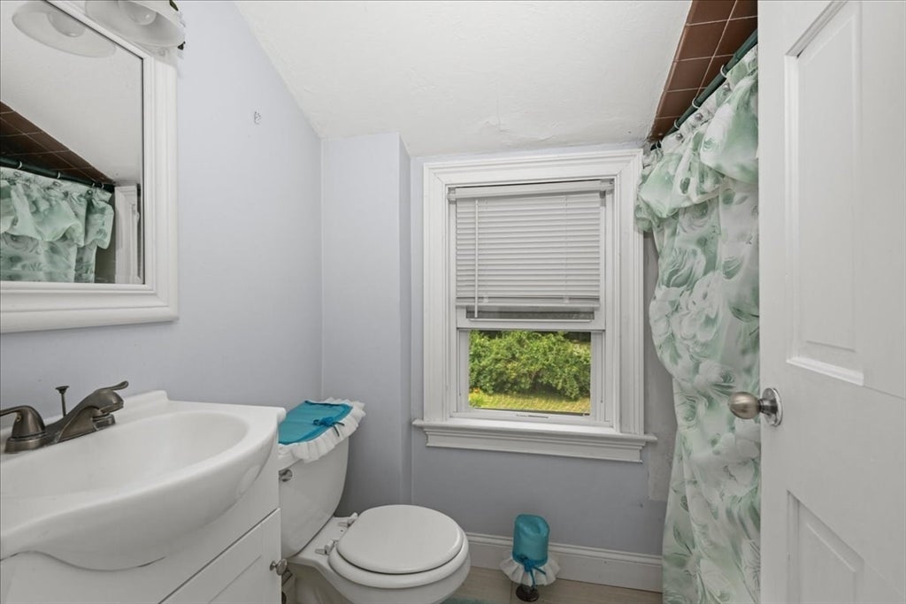6 Oakwood Ave, Auburn, MA, 6 Oakwood Ave, Auburn, MA Photo #26