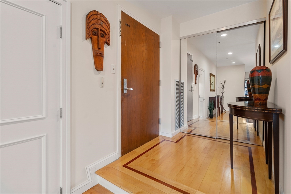 1265 Beacon St 901