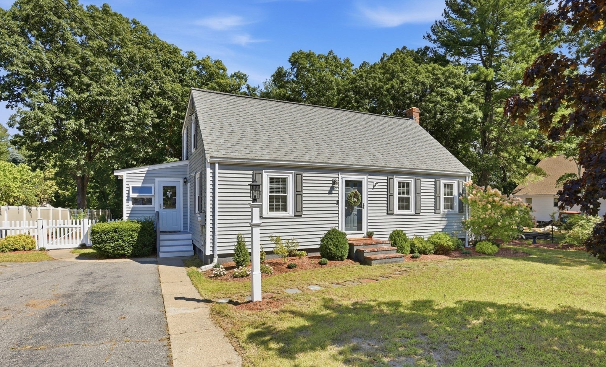60 Bellflower Rd, Billerica, MA Photo #38