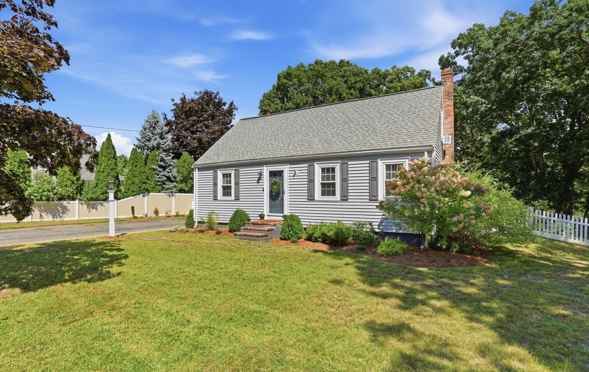 60 Bellflower Rd, Billerica, MA Photo #1