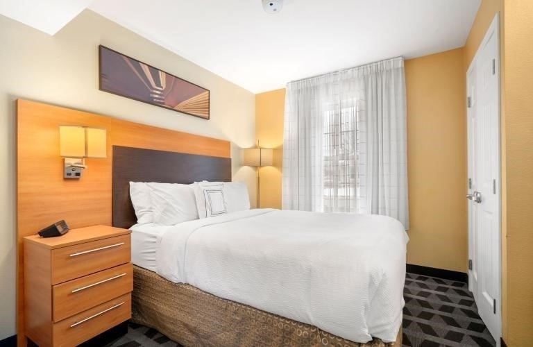 20 International Place 107