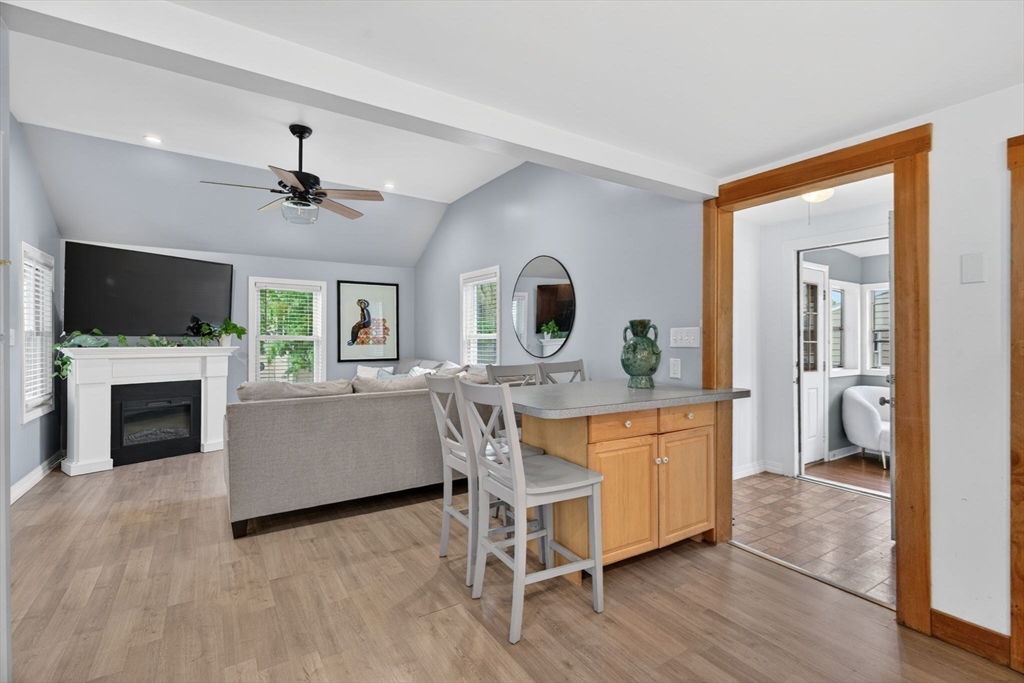 29 Bacheller St, Lynn, MA Photo #10