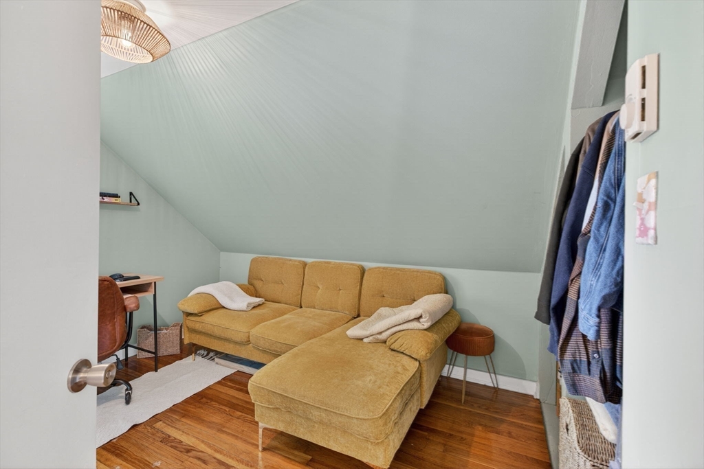 29 Bacheller St, Lynn, MA Photo #34