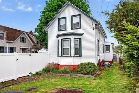 Photo of 29 Bacheller St, Lynn, MA 01904 (MLS # 73519633)