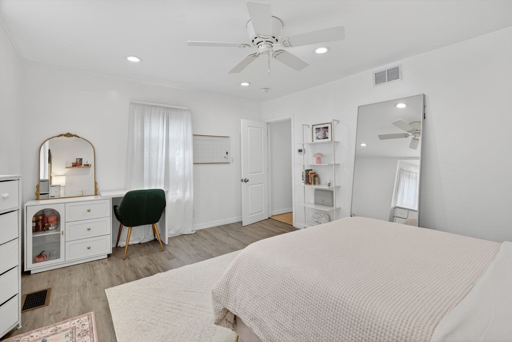 29 Bacheller St, Lynn, MA Photo #20
