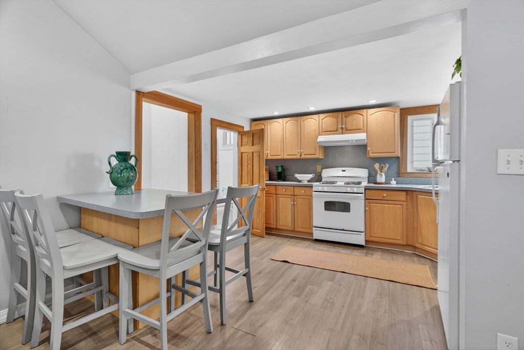 29 Bacheller St, Lynn, MA Photo #7