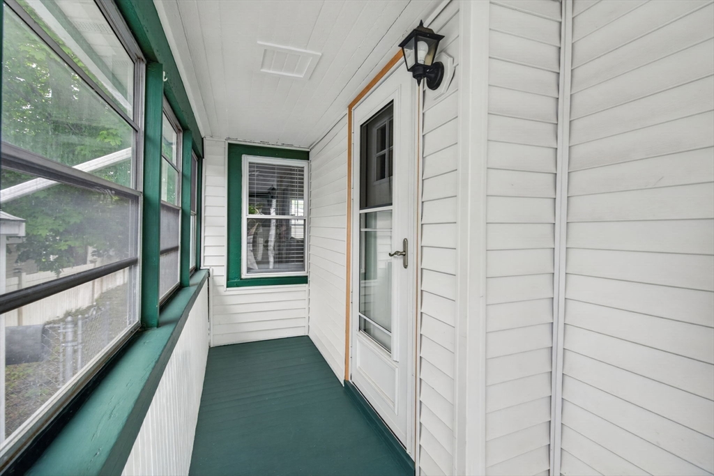 29 Bacheller St, Lynn, MA Photo #2