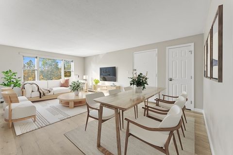 1 Colonial Dr C1-6 Andover MA 01810